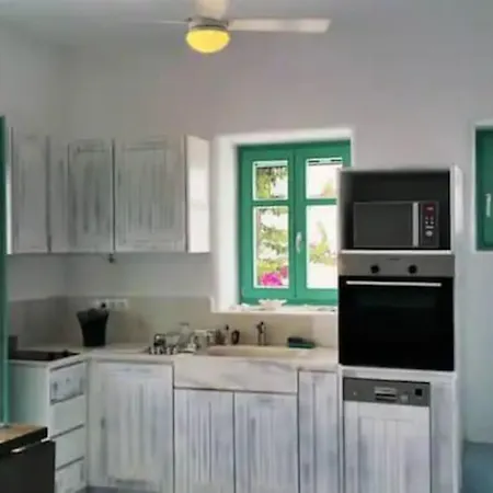 Octopus House 펜션 Páros