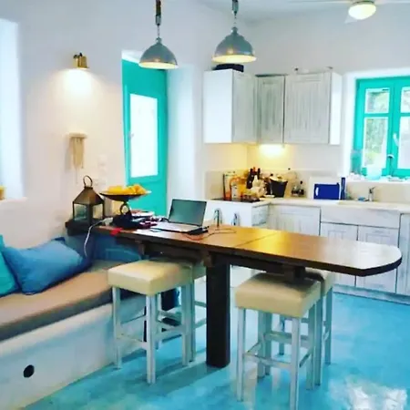 Octopus House * Páros